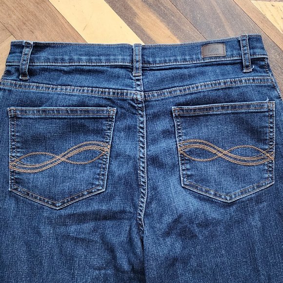 Lee Dark Wash Boot Cut Jeans Size 8 Short - Picture 12 of 14